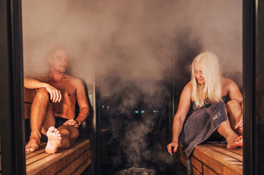 Harvia kiuaskivien ladonta puukiuas